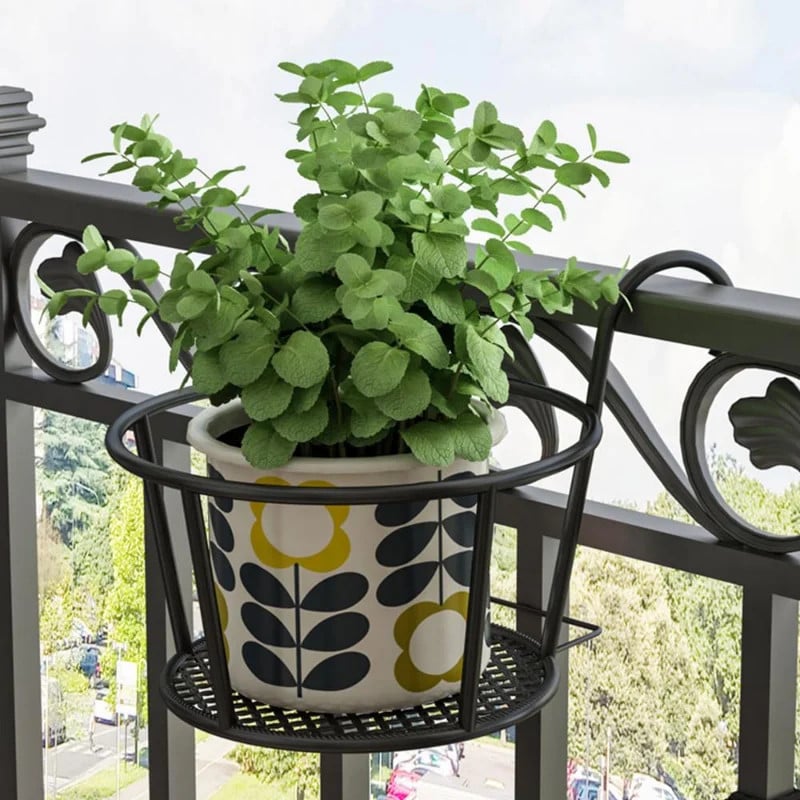 Iron Hanging Flower Basket – Balcony & Fence Plant Holder